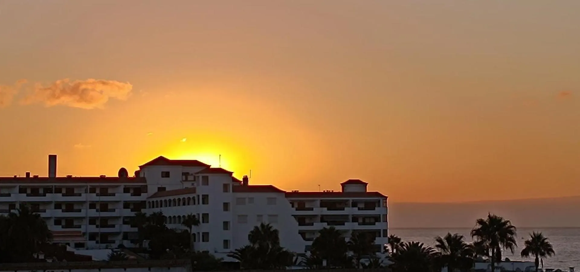 Ladybug Ocean View Apartment Costa Del Silencio Spain